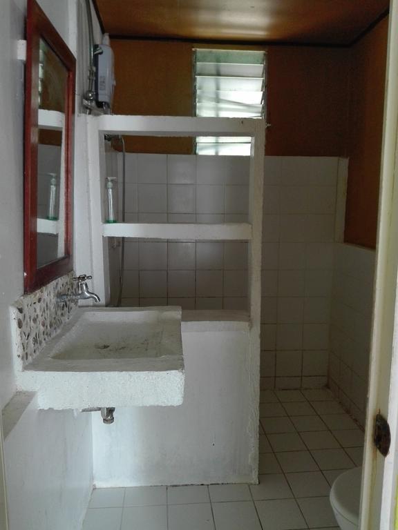 Surfers Home Boracay Balabag  Exterior foto